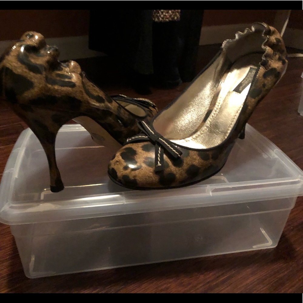 Dolce & Gabbana Leopard pumps